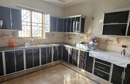 Mirpur House | Stunning Family, Mirpur House