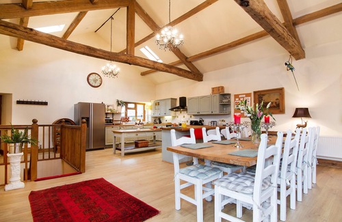 Bretherdale House | Stunning Holiday Cottage sleeps 8 with a hottub