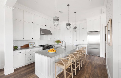 Galveston House | Stunning Home Steps from Beach! 5 Bd + 4.5 Baths w/Elevator Beachtown Galveston