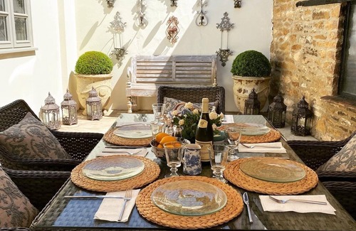Chipping Campden House | Stunning Interior Designed 3 bedroom cottage in the heart of Chipping Campden