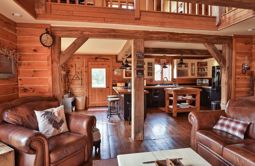 Nekoosa House | Stunning Log Cabin in native prairie woodland setting