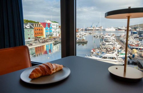 Torshavn Apartment | Stunning Marina View - Brand New - City Center