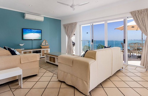 Mountainside Apartment | Stunning ocean views of False bay the harbour with Private pool