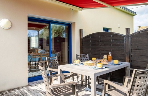 Kerlouan House | Stunning private villa for 6 people with WIFI, TV and terrace