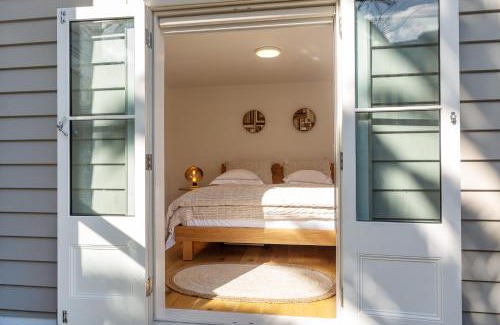 Three Kings Apartment | Stunning Self-contained Apartment