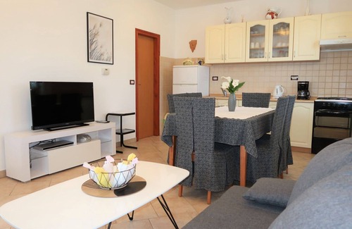 Gondolici House | Stunning villa for 6 people with A/C, private pool, WIFI, TV and patio