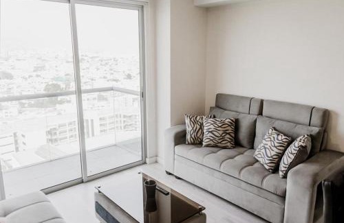 Surquillo Apartment | Stylish 1BR Great View in Surquillo