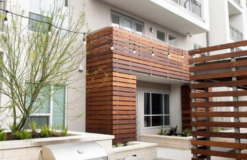 Stoneridge Place Apartment | Stylish 1BR near Barton Creek #2534 by WanderJaunt
