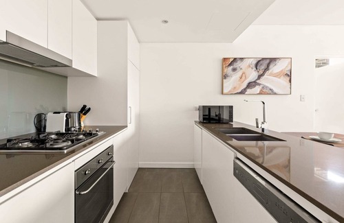 Lane Cove North Apartment | Stylish 2 Bed 2 Bath with Parking in Lane Cove