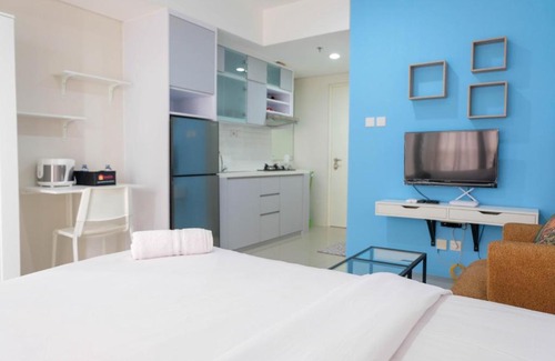 Ciputat Apartment | Stylish and Convenient Studio Bintaro Plaza Apartment By Travelio