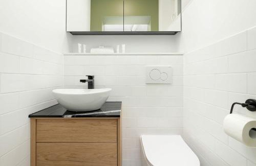 Zaspa Apartment | Stylish Apartment with Workspace in Gdańsk by Rent like home
