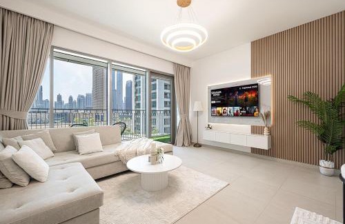 Za'abeel 2 Apartment | Stylish Burj khalifa view 5 Star 4BD Apartment in Downtown with Dubai Mall access - Brand New Apartment
