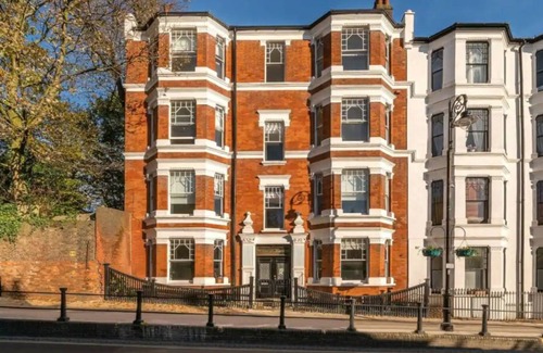 Hampstead Apartment | Stylish Hampstead Flat with Character and Charm