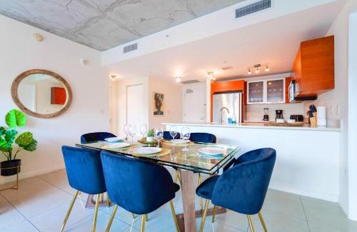 Midtown Apartment | Stylish Midtown Miami Condo - Pool & Prime Location