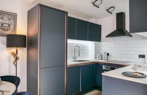 Acton Apartment | Stylish Retreat for Your Short Getaway