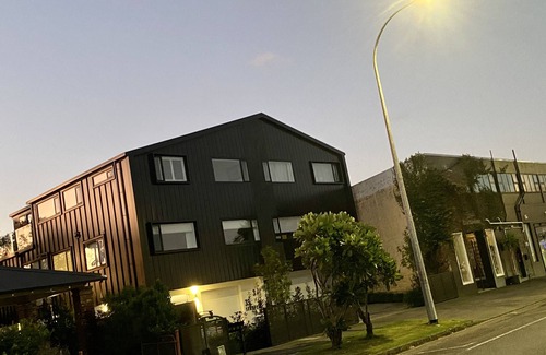 Grey Lynn House | Stylish Townhouse