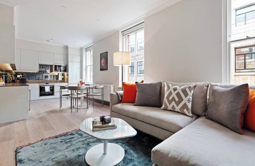 Holborn Apartment | Sublime 2BD Flat in the Heart of London, Zone 1