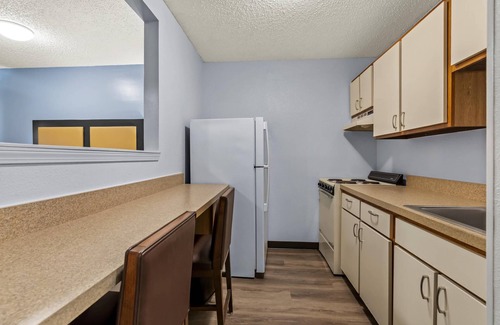 Brentwood Hotel | Suburban Studios Brentwood – Nashville