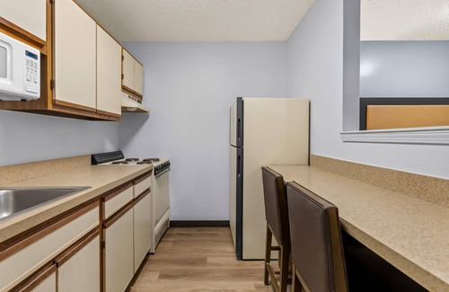 Brentwood Hotel | Suburban Studios Brentwood – Nashville