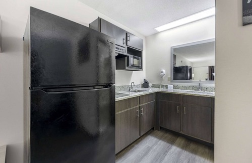 Cookeville Hotel | Suburban Studios Cookeville
