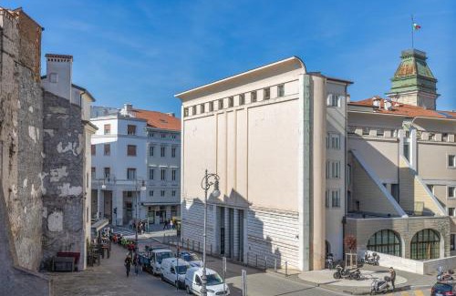 Citta Nuova-Barriera Nuova-San Vito-Citta Vecchia Apartment | Suite Calvino, in Piazza Unità con parcheggio