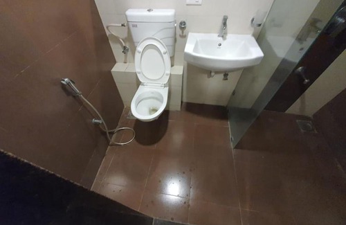Dumas Apartment | sukuun studio apartment at Belliza near airport