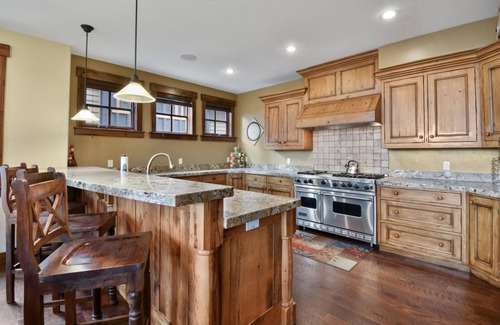 North Park City Cottage | Summer Dates Available! Luxury Ski-in, Ski-out Cottage with private Hot Tub