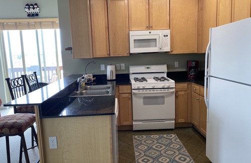 Kimball Junction Condo | Summer Discounts! Large Top Floor Condo with Views! Near Resorts, Trails, etc.!