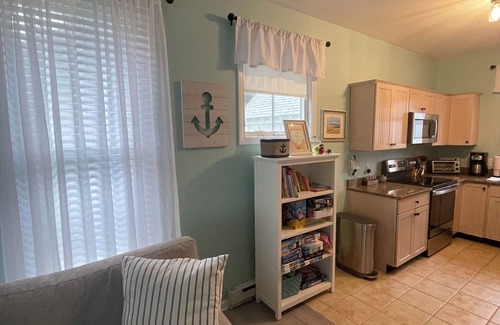 Summer Village Cottage | Summer Village Resort - Updated 2 Bedroom Cottage with WiFi and Central AC.