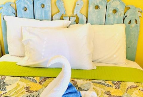 Fort Myers Beach Hotel | Sun Deck Inn & Suites