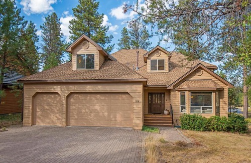 Redmond House | Sun Haven - Meredith Lodging