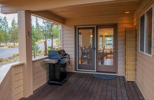 Redmond House | Sun Haven - Meredith Lodging