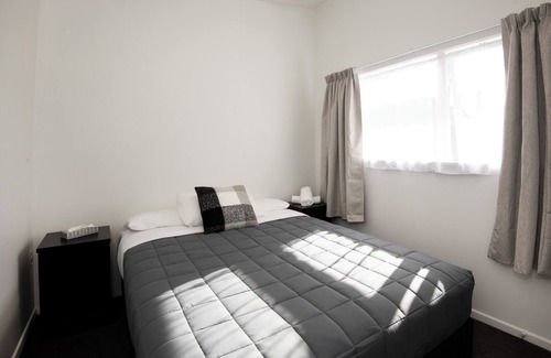 Napier Hotel | Sundowner Spanish Lady Motel