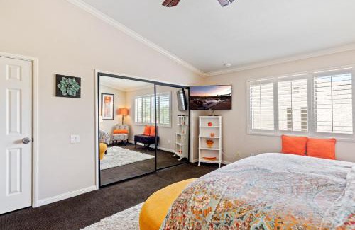 Historic Tennis Club House | Sunkist at 411 - Walking Distance to Downtown PS