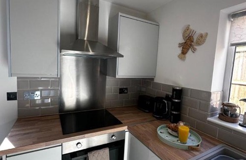 Great Yarmouth House | Sunny 2-Bedroom Coastal Stay with Free Parking