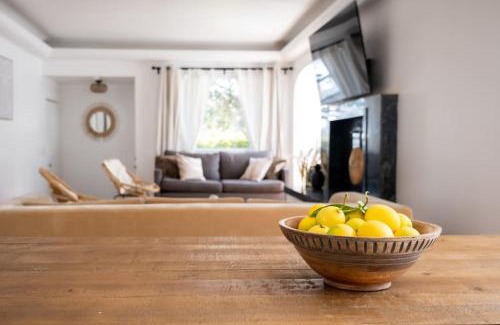 Venice Apartment | Sunny and Stylish 4BE 2BA Venice Beach Oasis