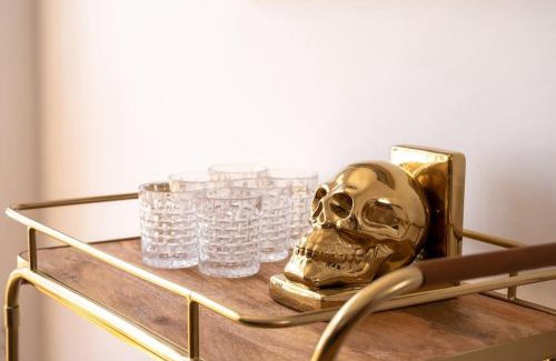 Venice Apartment | Sunny and Stylish 4BE 2BA Venice Beach Oasis