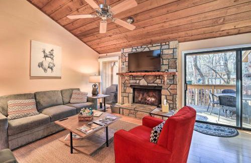 Sapphire House | Sunny Sapphire Townhome with Resort Amenities!