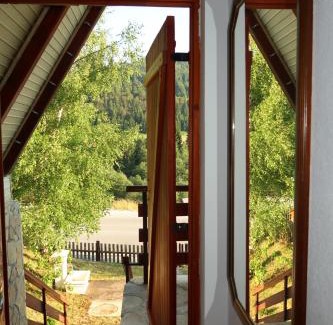 Montenegro House | Sunny Slope cottage-vikendica "Sunčana padina"