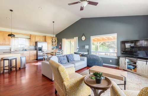 Mariposa Cottage | Sunrise Cottage near Yosemite National Park