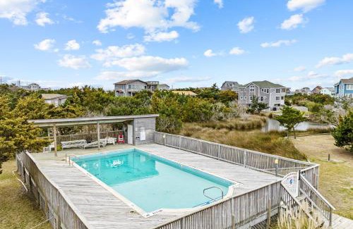 Avon Apartment | Sunset Terrace