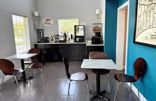 Bay St Louis Hotel | Super 8 by Wyndham Bay St. Louis