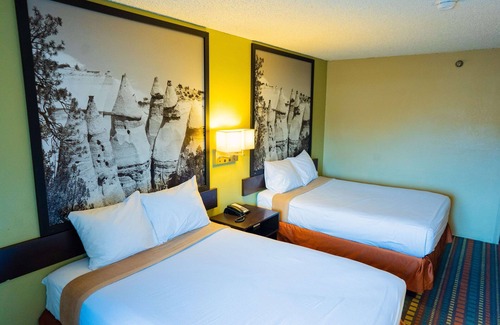 Belen Hotel | Super 8 by Wyndham Belen NM