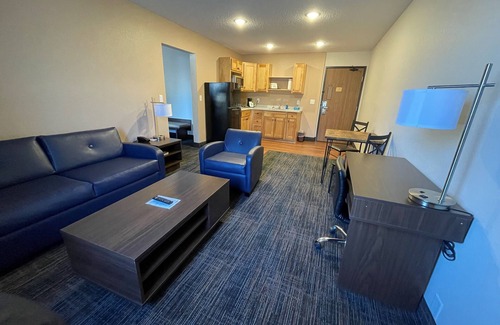 Bemidji Hotel | Super 8 by Wyndham Bemidji MN