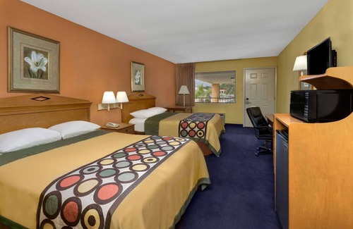Breaux Bridge Hotel | Super 8 by Wyndham Breaux Bridge