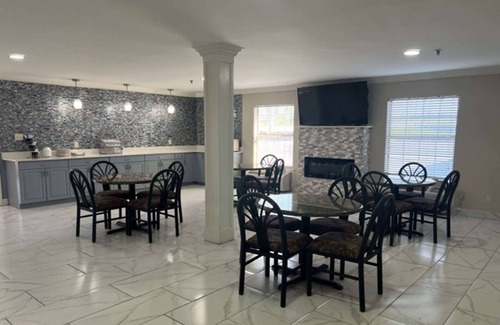Covington Hotel | Super 8 by Wyndham Covington