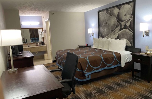 Covington Hotel | Super 8 by Wyndham Covington