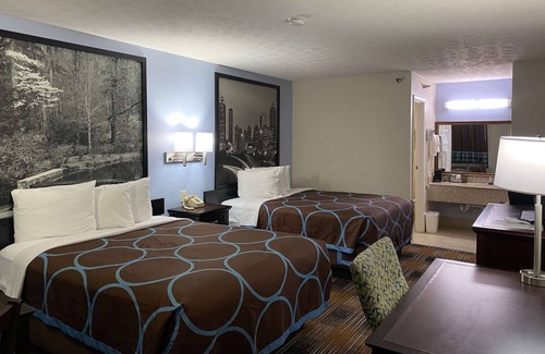 Covington Hotel | Super 8 by Wyndham Covington