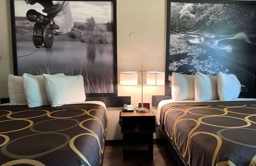 Greeley Hotel | Super 8 by Wyndham Greeley