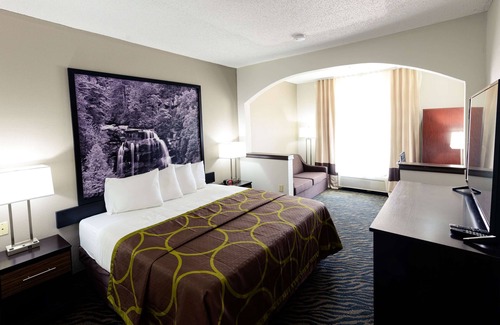 High Point Hotel | Super 8 by Wyndham High Point/Greensboro